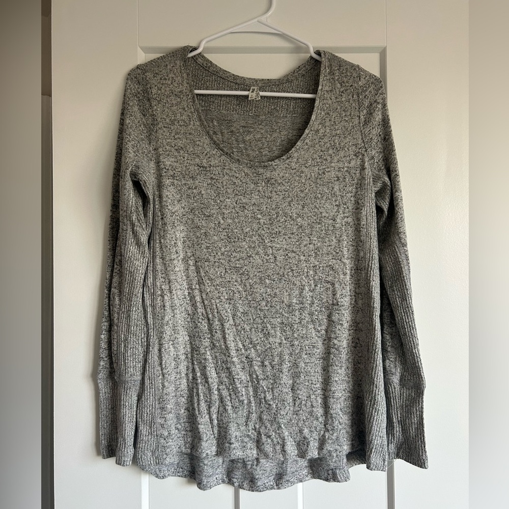 Gray Women's Long Sleeve Top